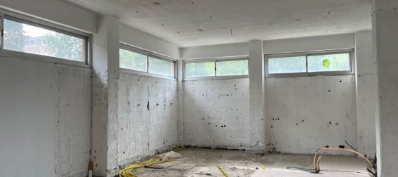 460m² Commercial property in Sassuolo, Italy No. 160931 3