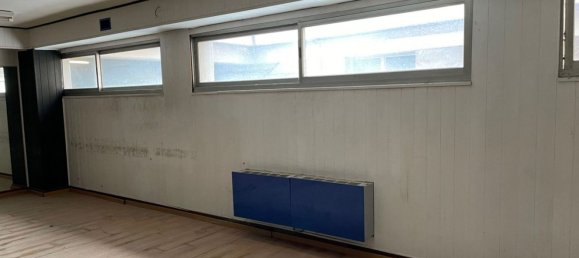 460m² Commercial property in Sassuolo, Italy No. 160931 8