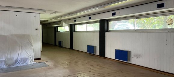 460m² Commercial property in Sassuolo, Italy No. 160931 10