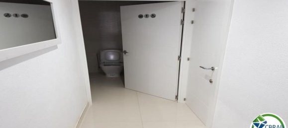 174m² Commercial property in Roses, Spain No. 111511 25