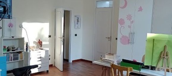 4-Zimmer Wohnung in Naples, Italy, Nr. 30331 8