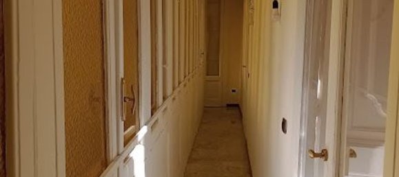 4-Zimmer Wohnung in Naples, Italy, Nr. 30331 70