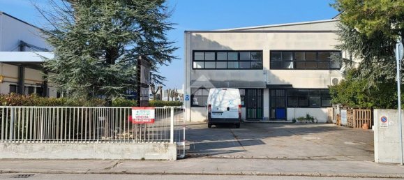 600m² Warehouse in Rimini, Italy No. 141627 28