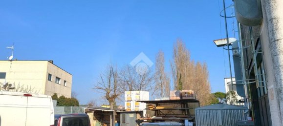 600m² Warehouse in Rimini, Italy No. 141627 9