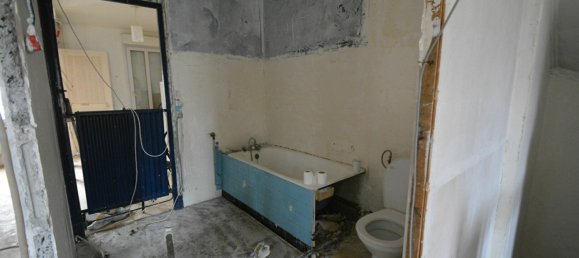 4 Schlafzimmer Gebäude in La Fere, France, Nr. 82007 7