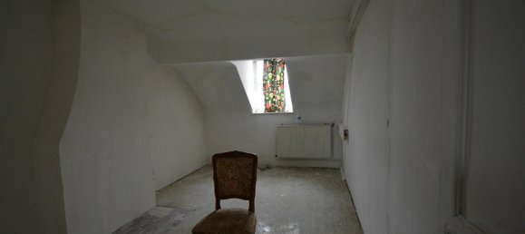 4 Schlafzimmer Gebäude in La Fere, France, Nr. 82007 10