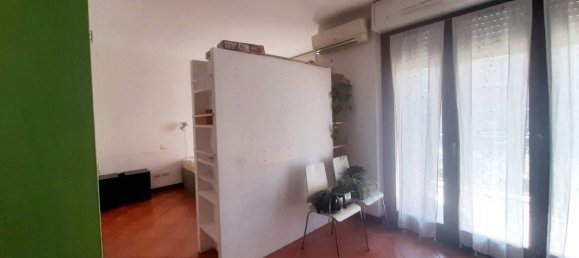 Studio in Rome, Italy No. 11126 3