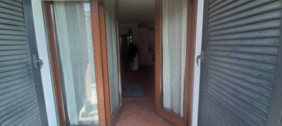 Studio in Rome, Italy No. 11126 24