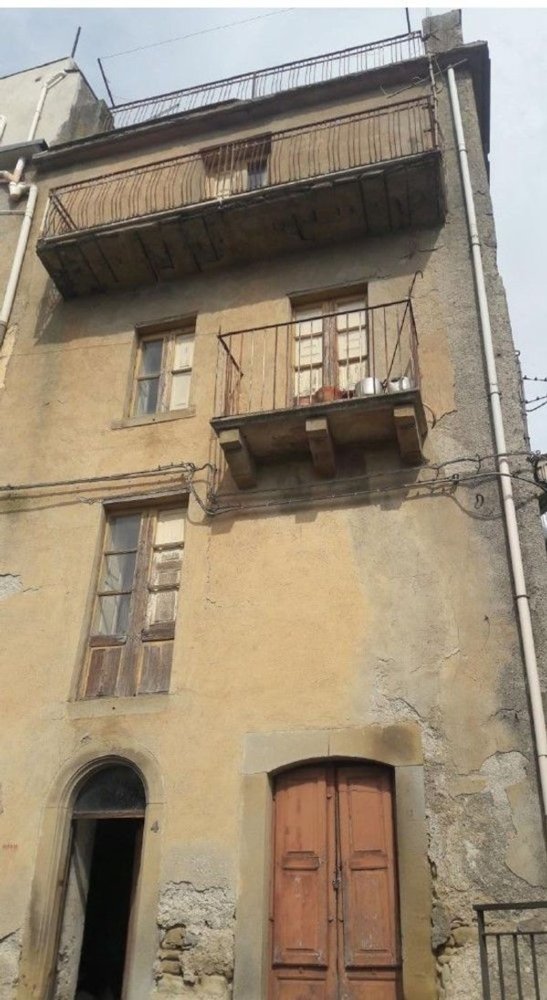 6غرفة منزل في Ucria, Italy رقم 43120