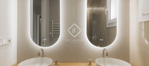 Apartamento de 3 dormitorios en Eixample, Spain No. 176676 11