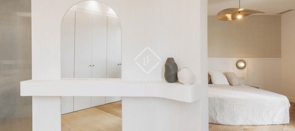 Apartamento de 3 dormitorios en Eixample, Spain No. 176676 12