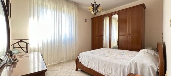 Квартира с 3 спальнями в Пистоя, Италия № 355125 9