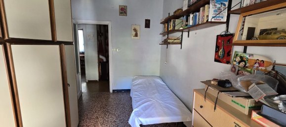5 rooms Apartment in Savona, Italy No. 299457 6