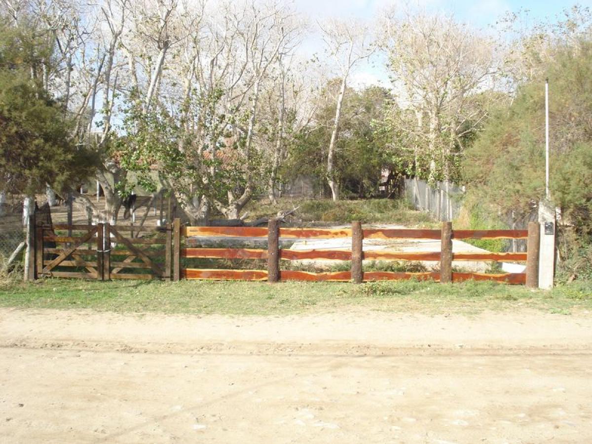  Land in Mar del Plata, Argentina No. 111570