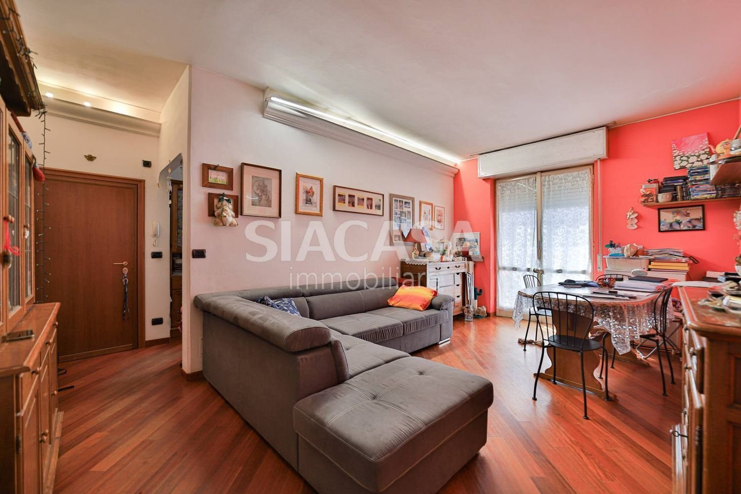 Apartamento de 3 habitaciónes en Carnate, Italy No. 183168