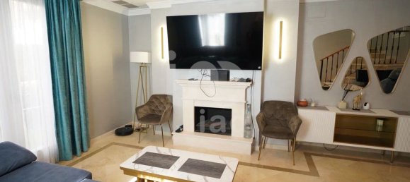 2 bedrooms Townhouse in Marbella, Spain No. 144345 3