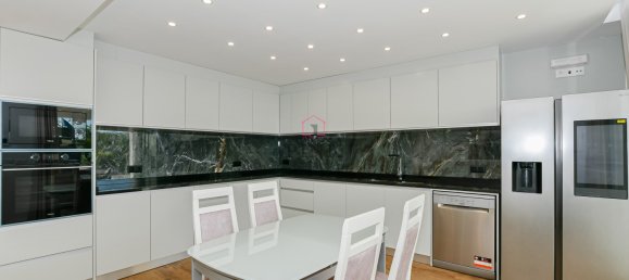 4 غرف نوم فيلا في Machico, Portugal رقم 134229 24