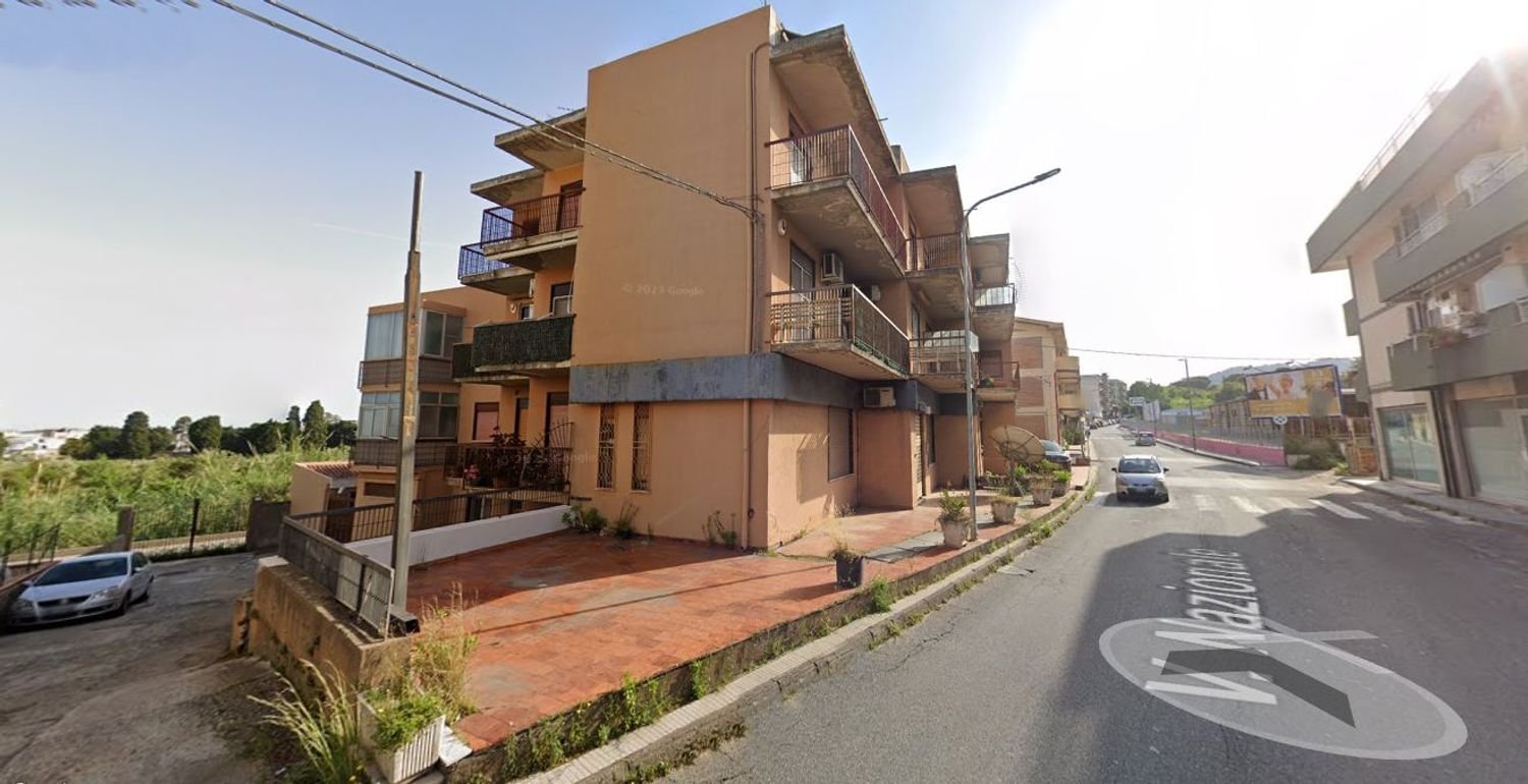 Apartamento de 6 habitaciónes en Villafranca Tirrena, Italy No. 40896