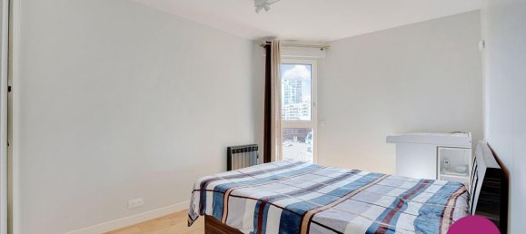 3 bedrooms Apartment in Courbevoie, France No. 288329 7