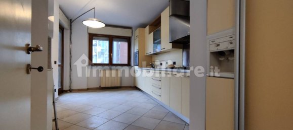 2 bedrooms Apartment in Turin, Italy No. 264436 13