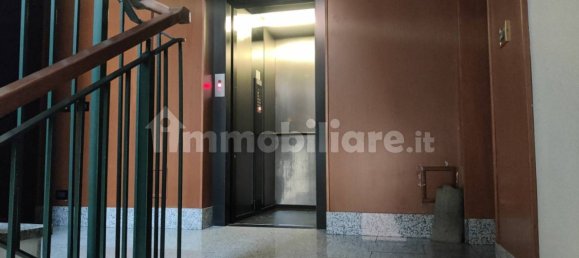 2 bedrooms Apartment in Turin, Italy No. 264436 4