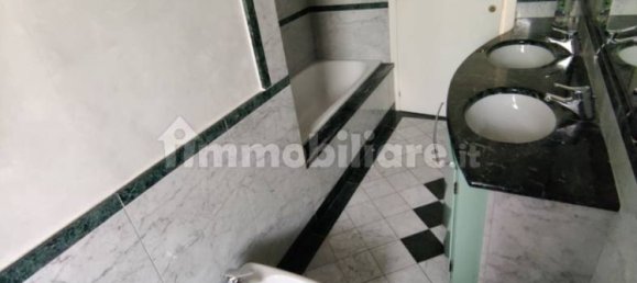 2 bedrooms Apartment in Turin, Italy No. 264436 22