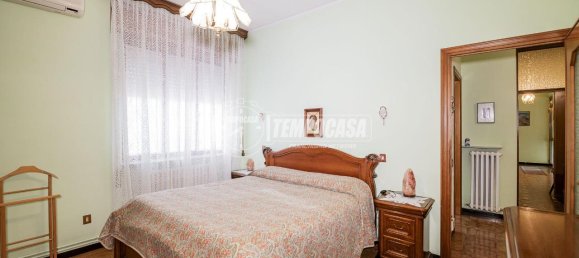 4غرفة منزل في Borgo San Giovanni, Italy رقم 102296 16