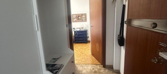 3 bedrooms Apartment in Udine, Italy No. 319964 8