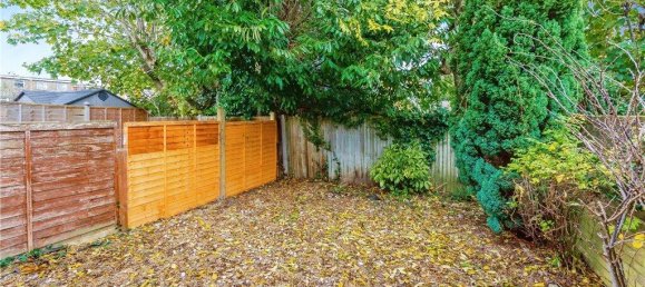 2 bedrooms House in South Croydon, United Kingdom No. 7983 37