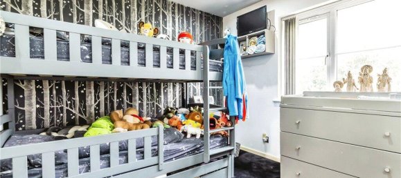 2 bedrooms House in South Croydon, United Kingdom No. 7983 8