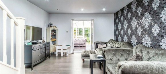 2 bedrooms House in South Croydon, United Kingdom No. 7983 18