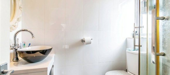 2 bedrooms House in South Croydon, United Kingdom No. 7983 48