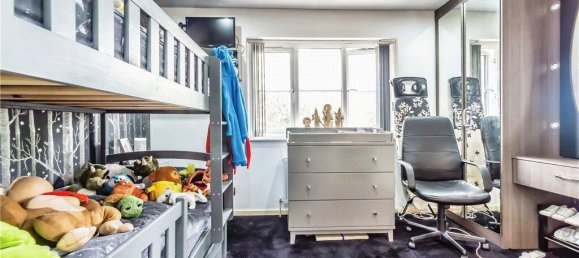 2 bedrooms House in South Croydon, United Kingdom No. 7983 49