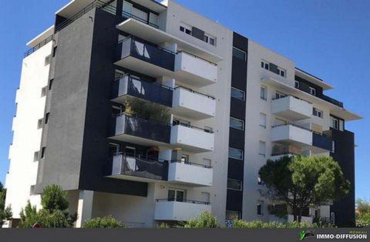 Studio in the Condo in Montpellier, France No. 37789