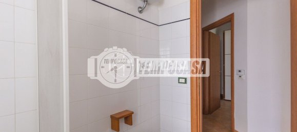 3 bedrooms Apartment in Rome, Italy No. 321191 23