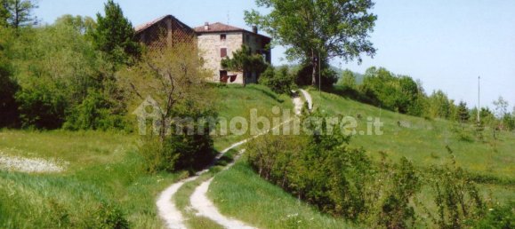 7 bedrooms House in Bettola, Italy No. 143112 2