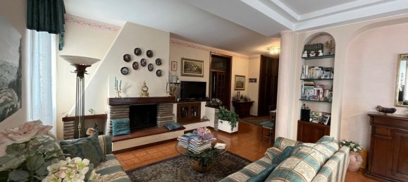 Квартира с 3 комнатами в Фьорано Моденесе, Италия № 19664 4