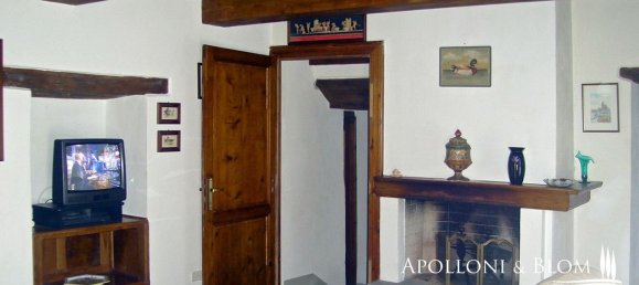 12 rooms House in Umbertide, Italy No. 54554 5