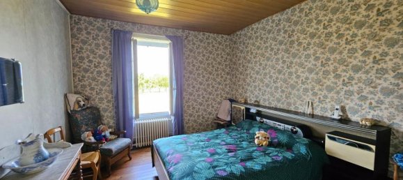 Дом с 3 спальнями в Сен-Бонне-сюр-Жиронд, Франция № 203516 6