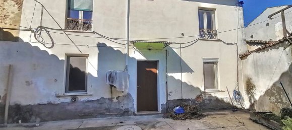 4 rooms House in Calvatone, Italy No. 5076 3