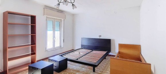 4 rooms House in Calvatone, Italy No. 5076 17