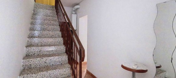 4 rooms House in Calvatone, Italy No. 5076 10