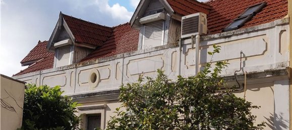 325m² Building in Lisbon, Portugal No. 120965 3