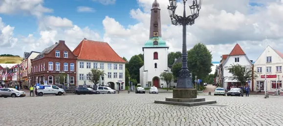 5 rooms House in Steinburg, Germany No. 25670 37