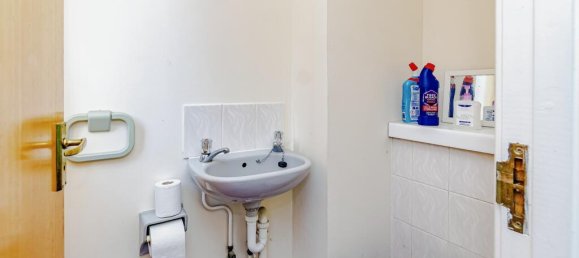 3 Schlafzimmer Haus in Croydon, United Kingdom, Nr. 8141 11