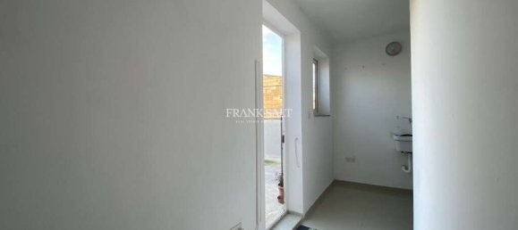 2 bedrooms Maisonette in Zejtun, Malta No. 10453 9