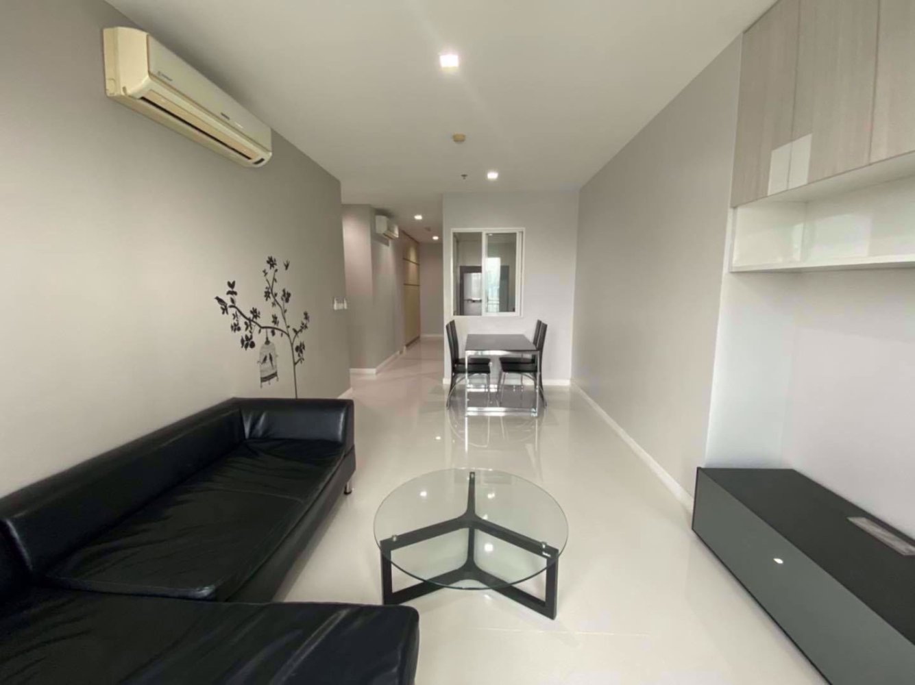 3 bedrooms Condo in Watthana, Thailand No. 9738