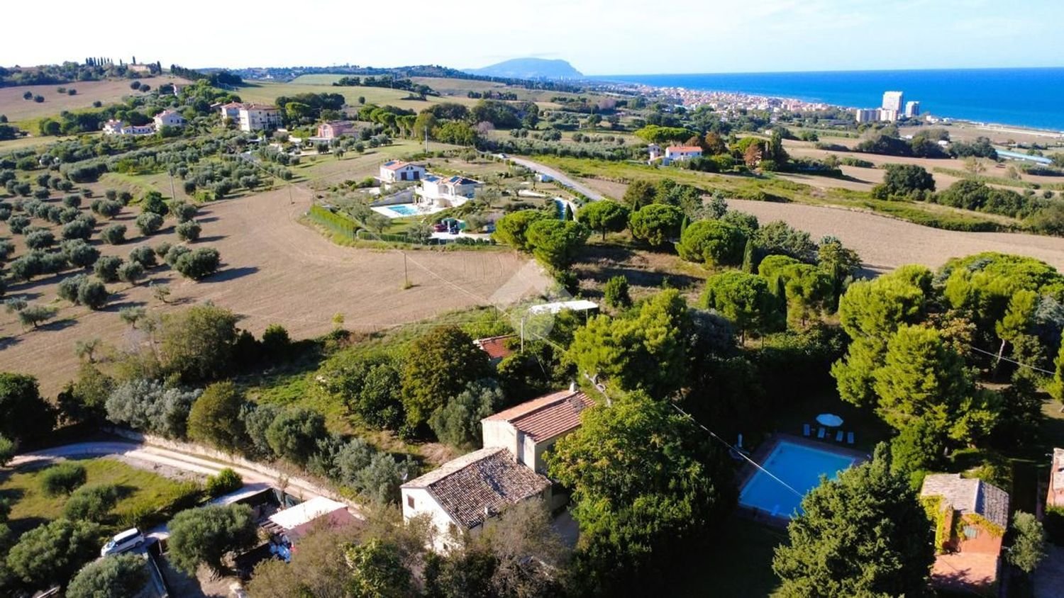 3 bedrooms House in Potenza Picena, Italy No. 401486