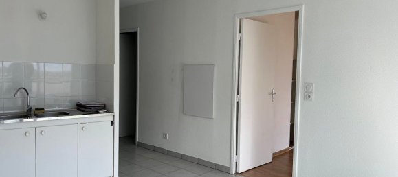 2 rooms Apartment in Rhone, France No. 337625 6