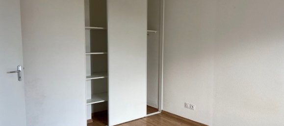 2 rooms Apartment in Rhone, France No. 337625 8